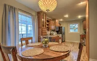Great location to MSU! Charming 3 bedroom, 2.5 bathroom house. - 3-Star