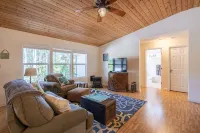 Tranquil private home 5 minutes to Hawai'i Volcanoes National Park