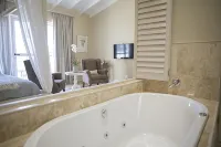 La Cabriere Country House - Villas