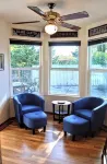 Spacious Sequoia Estate - Balkon