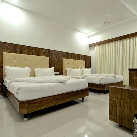 Hotel Dwarka Park