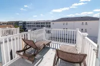 Ocean Block Condo -  Walk to the Beach - 3Br - SaltWater Pool - 3-Star