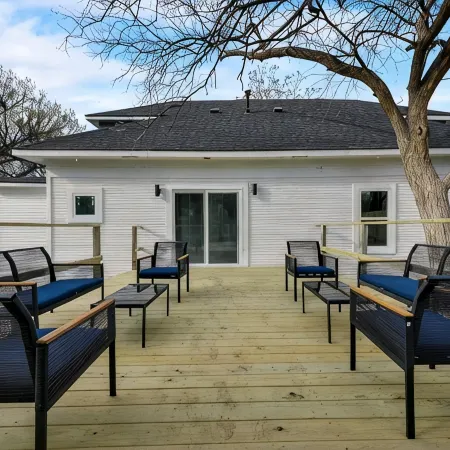 Downtown McKinney Modernized Historical home