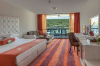 International Hotel Casino & Tower Suites - balcony