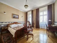 Pollera Hotel berhampiran Muzium Farmasi