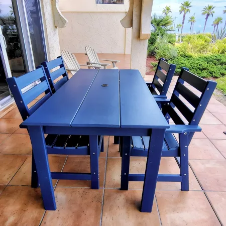 Luxurious, peaceful beachfront condo minutes from St Augustine and Daytona Beach