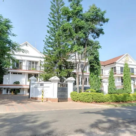 Sovereign Hotel