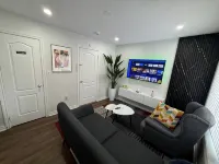 Cozy Two-Level Apartment with Separate Entrance in Brampton