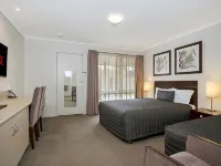 Elm Tree Motel Hotels in Warrnambool