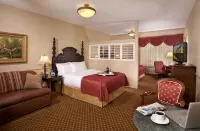 Azure Hotel & Suites, Trademark Collection by Wyndham - 3-Star