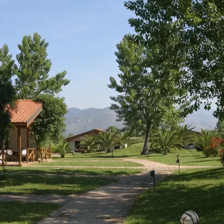 Settebello Village