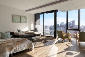 Spacious 3BR Near Crown, Sleeps 10, Free Parking