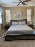 Modern Townhouse near a golf course, Folsom Lake, and hiking trails
