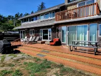 125' Beachfront Bliss, Private Beach Access, Firepits, crabbing, clamming - wow! Hotels in Netarts