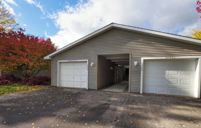Clean Sandpoint Condo 10 Min from Schweitzer Base in Quiet Lakefront Community