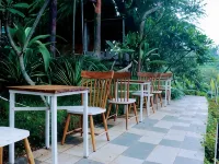 Villa Jabal Rahmah Syariah Hotels in Pacet