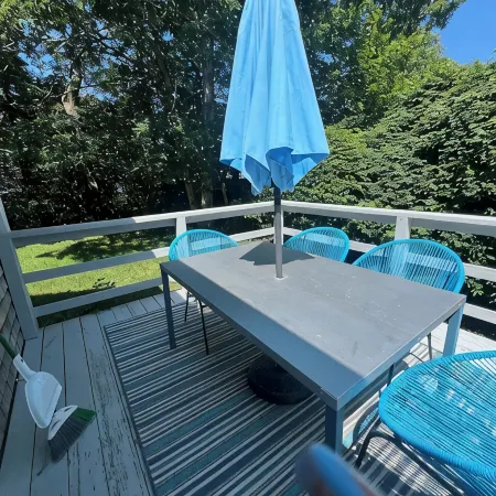 Charming 2-bedroom cottage with AC, WiFi in serene Barnstable