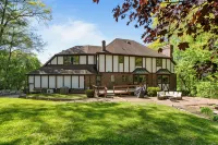 Indoor Pool&Hot tub, Game Room, Sauna, Movie Room - 4-Star