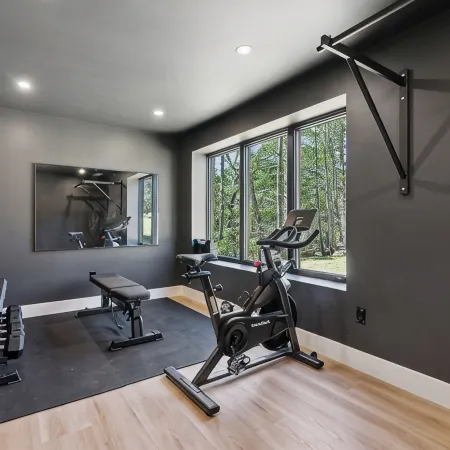 NEW Luxury York Cabin - Sauna, Game Room, Gym - Close to Ogunquit