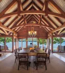 NEW LISTING 5 BR / 3 BA Authentic Luxury Home ON Keuka Lake! - con encanto