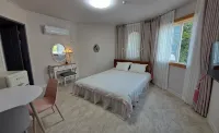 Gyeongju Dasibom Pension - 泳池