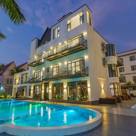 Keming Holiday Homestay (Beihai Silver Beach Tourist Resort)