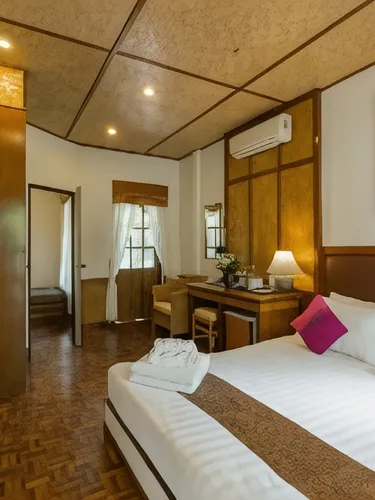 รูปภาพของCoral Hotel Bangsaphan โรงแรมบางสะพานคอรัล