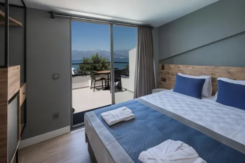 PURE BLANCHE HOTEL - Bed and breakfasts