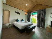 This Phe Resort Hotels near Ban Phe Pier