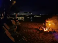 Ara Dinawan Island Resort - Bãi biển