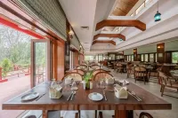 Bookmark Resorts Kanha - Frühstück