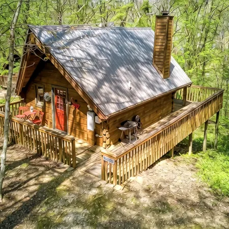 Summer Sale! Romantic Log Cabin for 2