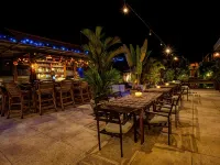 Bambu Hotel - bar