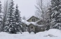 Beautiful Sun Valley - Elkhorn Townhome. 3 Bedroom, 3.5 Baths, Private Hot Tub. - Wi-Fi