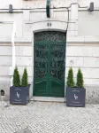 Le Premier Lisbon Suites - Bed and Breakfasts