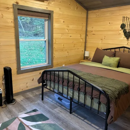 Modern one bedroom home within Kirby’s mountains