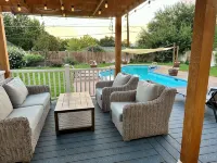 Clarkston House with pool! Relax and enjoy with family and friends Hotels in Clarkston