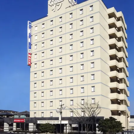 Kuretake Inn Hamamatsu Nishi Inter Отели рядом с достопримечательностью «Клубничная оранжерея Агрис-Хаманако»