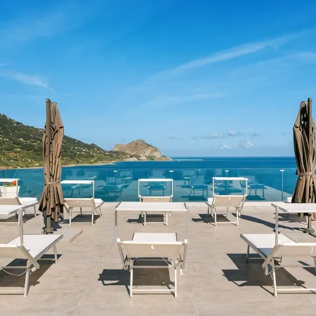 EMERALD HOTEL RESIDENCE