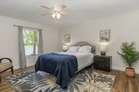 Water view and renovated - بوتيك