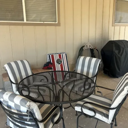 Rare-4 Bedroom House, Fam Friendly, Meadview/Grand Canyon West/Skywalk/Lake Mead
