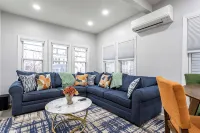 Spacious 3-Bedroom with Wi-Fi, Parking- in Welcoming New Rochelle Neighborhood - 4-Star