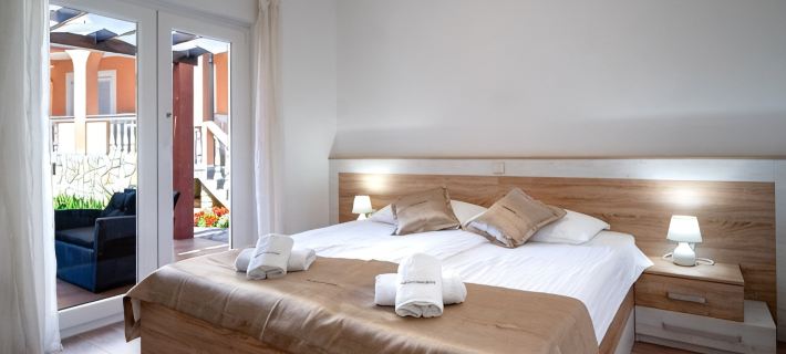 Vacation apartment A Hotels in Lopar