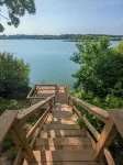 The Henley Luxe | Waterfront | Home Gym | Wineries