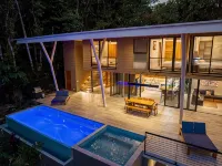 Tropical 4 Bedroom Luxury Home with Pool & Hot Tub - Villas