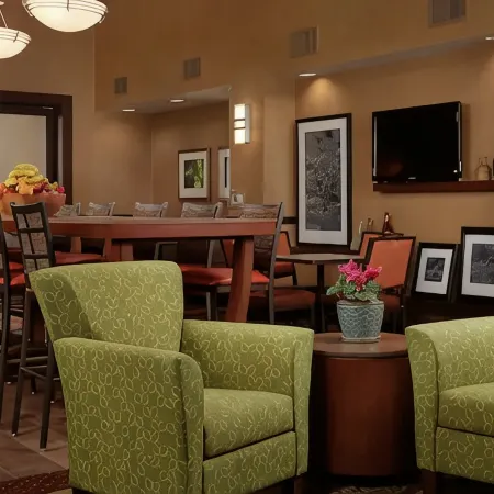 Hampton Inn & Suites Salem