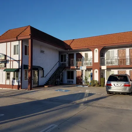 Beach Inn