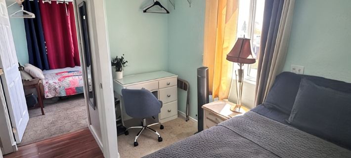Charming 3-bedroom apartment with WiFi, AC walkable to downtown La Grande Hotels in Union County