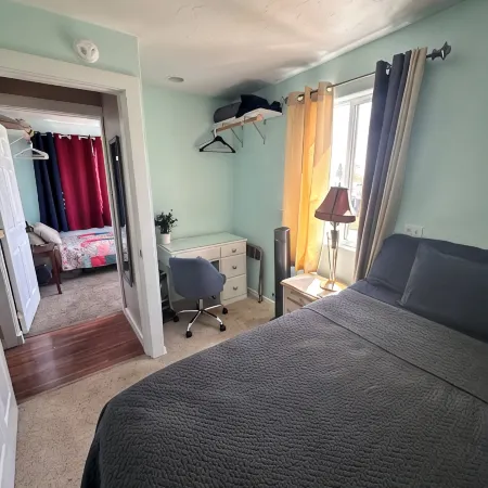 Charming 3-bedroom apartment with WiFi, AC walkable to downtown La Grande