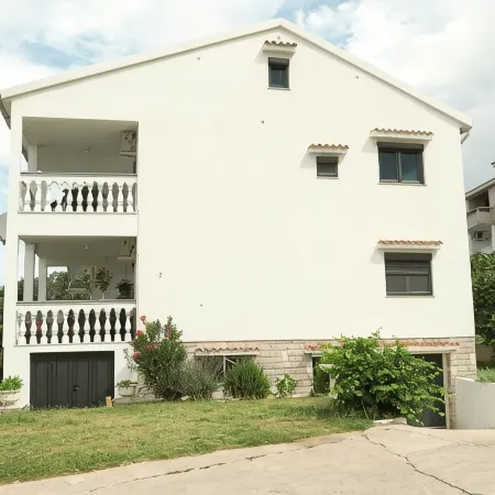 Villa Lotus